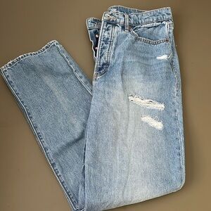 OLD NAVY Sky high straight Jean with distressing size 12